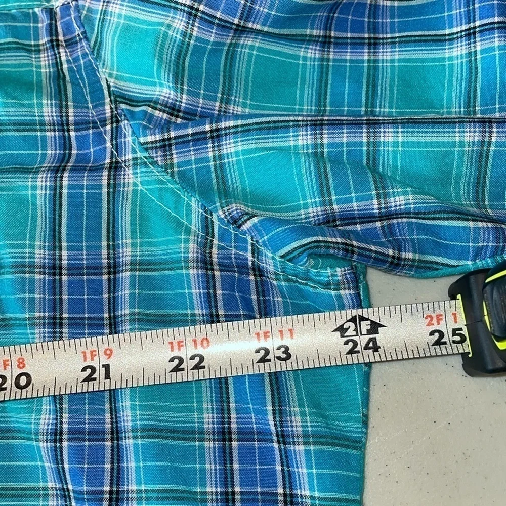 Wrangler Western Vintage Mens Large Aqua and Blue Plaid Short Sleeve Shirt